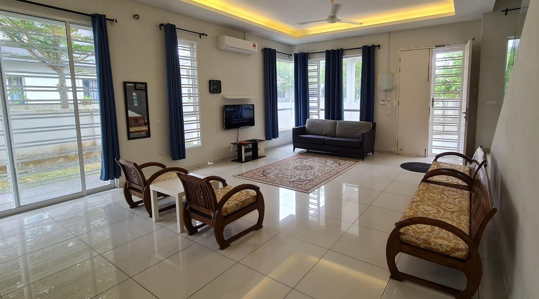 Selendang In Krubong Near Std Hang Jebat, Mitc & Utem Malacca Екстериор снимка